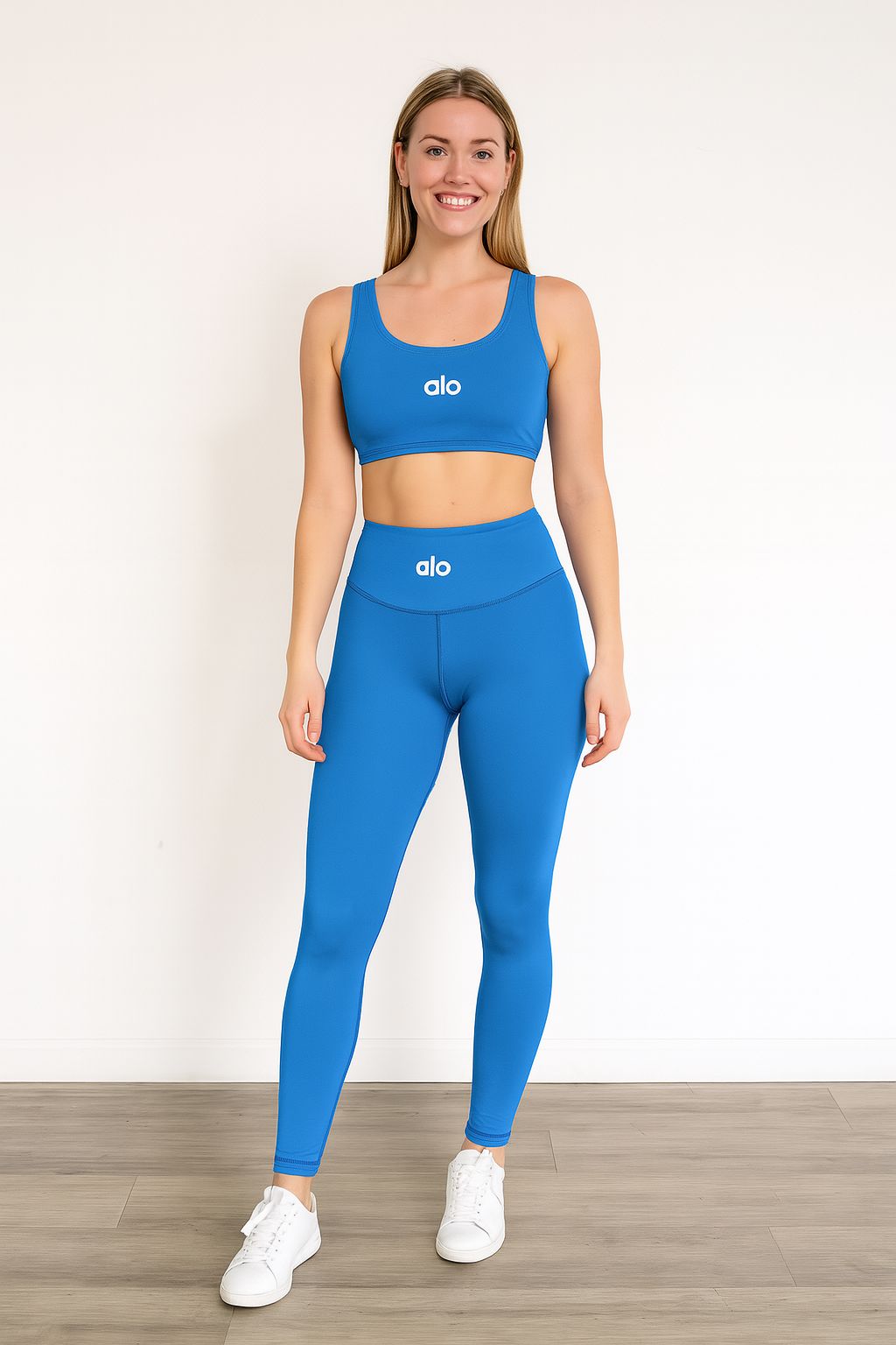Conjunto Deportivo Alo para Mujer – Comodidad y Estilo en Cada Movimiento